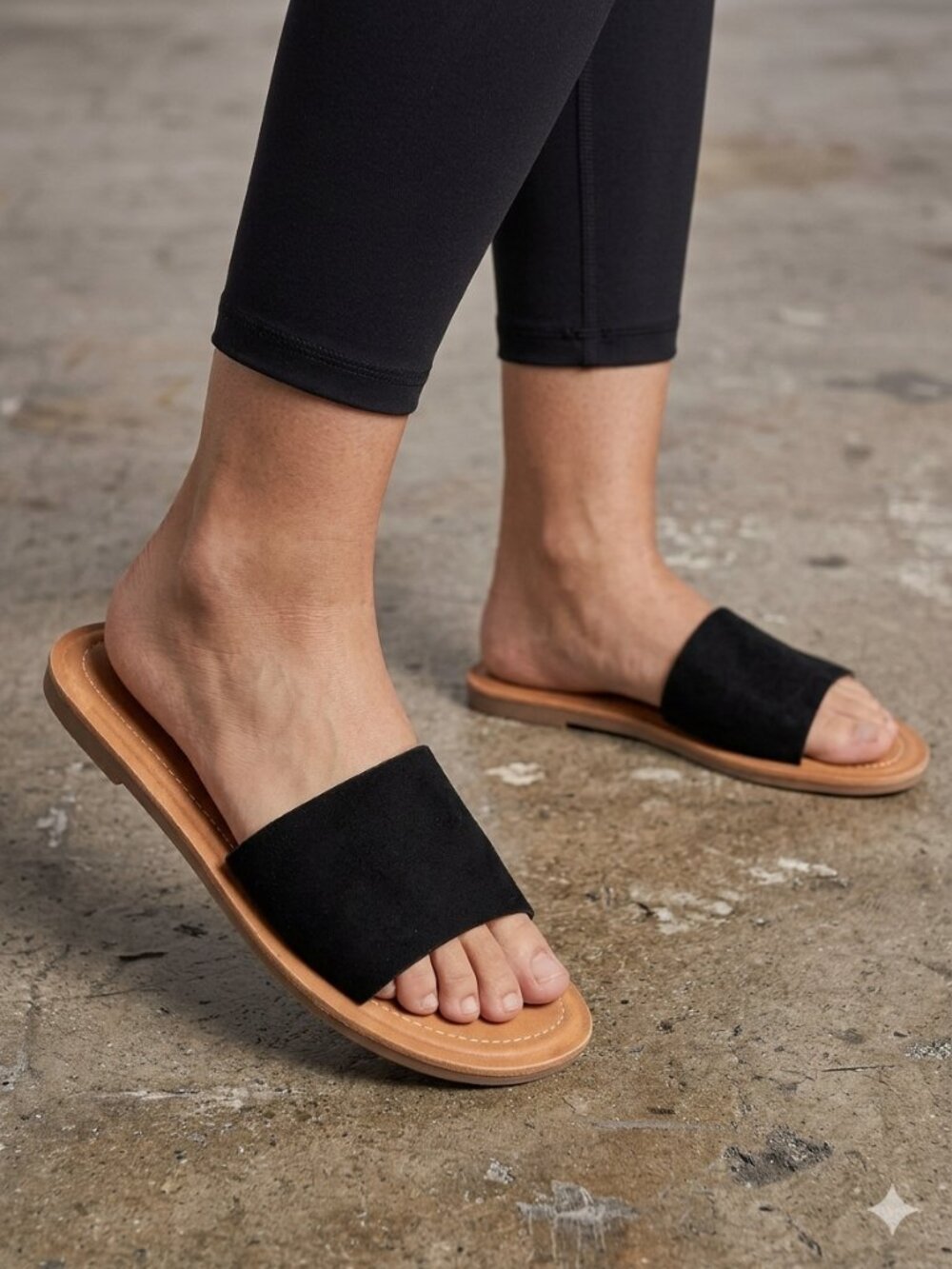 Soda Sandal Efron-S Flat Slide Women Size 6.5  Black and Tan - Open Toe Casual